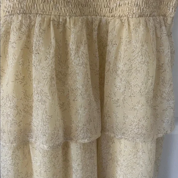 Francesca's Collections Yellow Tiered Midi Dress - Picture 7 of 9